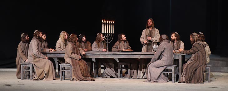Passionsspiele Oberammergau 2022 - Das letzte Abendmahl  (©Foto:Martin Schmitz)